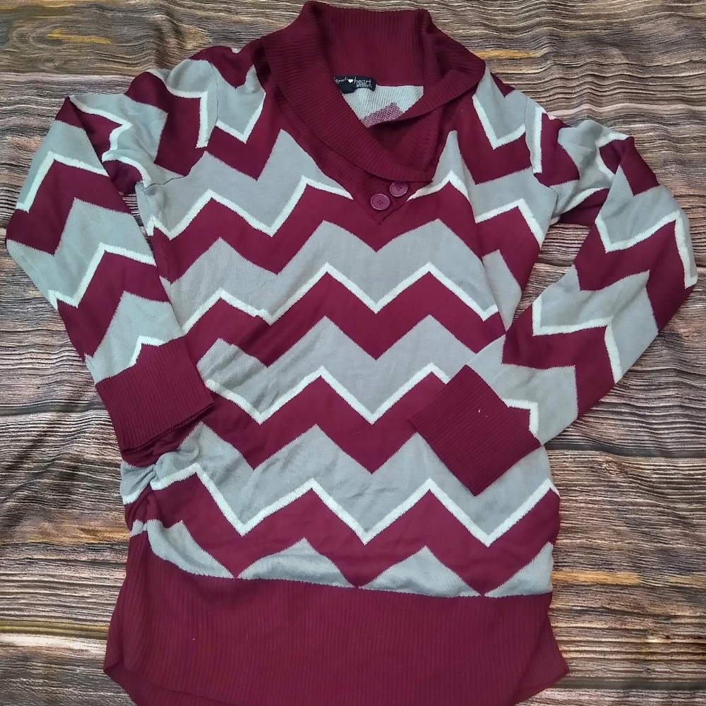 Derek Heart Maternity long sleeve top XL